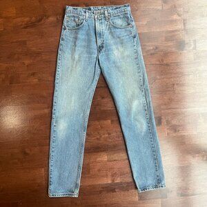 Levi's 505 - Made in USA - 33 x 34 (fits 32 x 32) - Blue Jeans